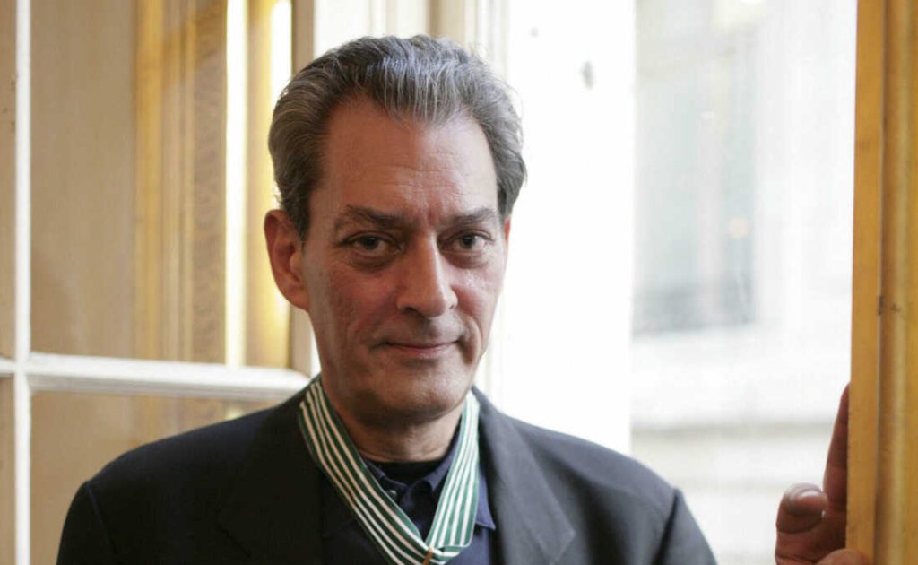 Paul Auster died due to Lung cancer